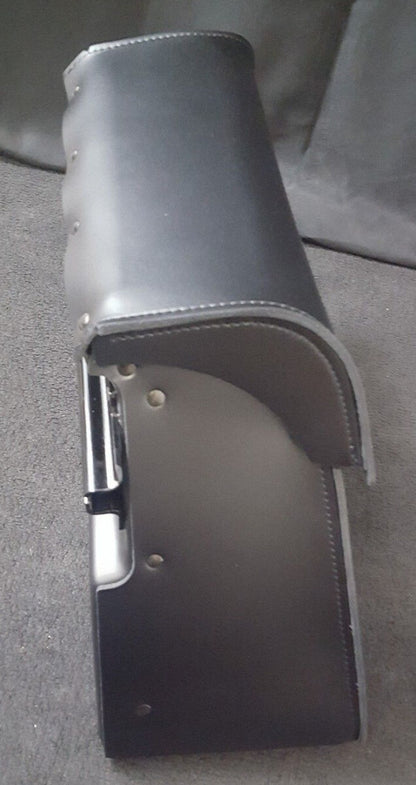 NEW Genuine Harley Davidson 90200767 Leather Saddle Bag RH Black Textured