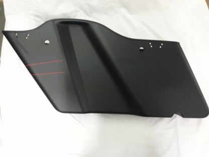 NEW HARLEY DAVIDSON Saddlebag Bottom Right Side Black W/ Pinstripes 90201066DBN