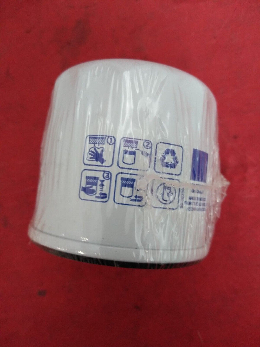 NEW Lot of 2 Pro-Tec Oil Filters 168