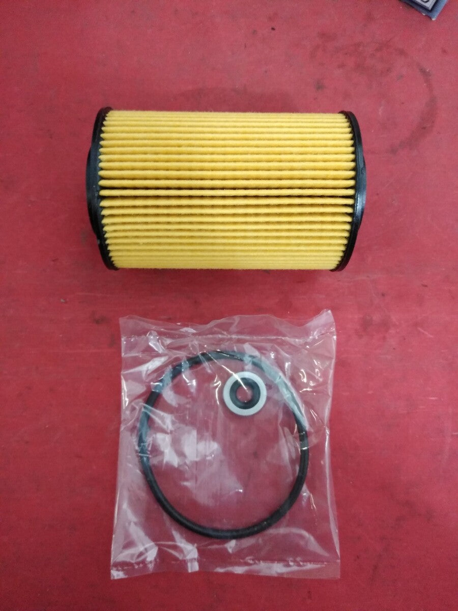 QTY 2 NEW PUROLATOR L25848 CLASSIC OIL FILTER