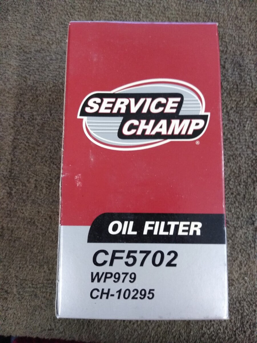 NEW Service Champ Oil Filter CF5702 / WP979 / CH-10295