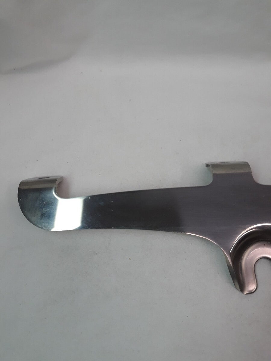 NEW HARLEY DAVIDSON Right Windshield Bracket Part# 58782-06