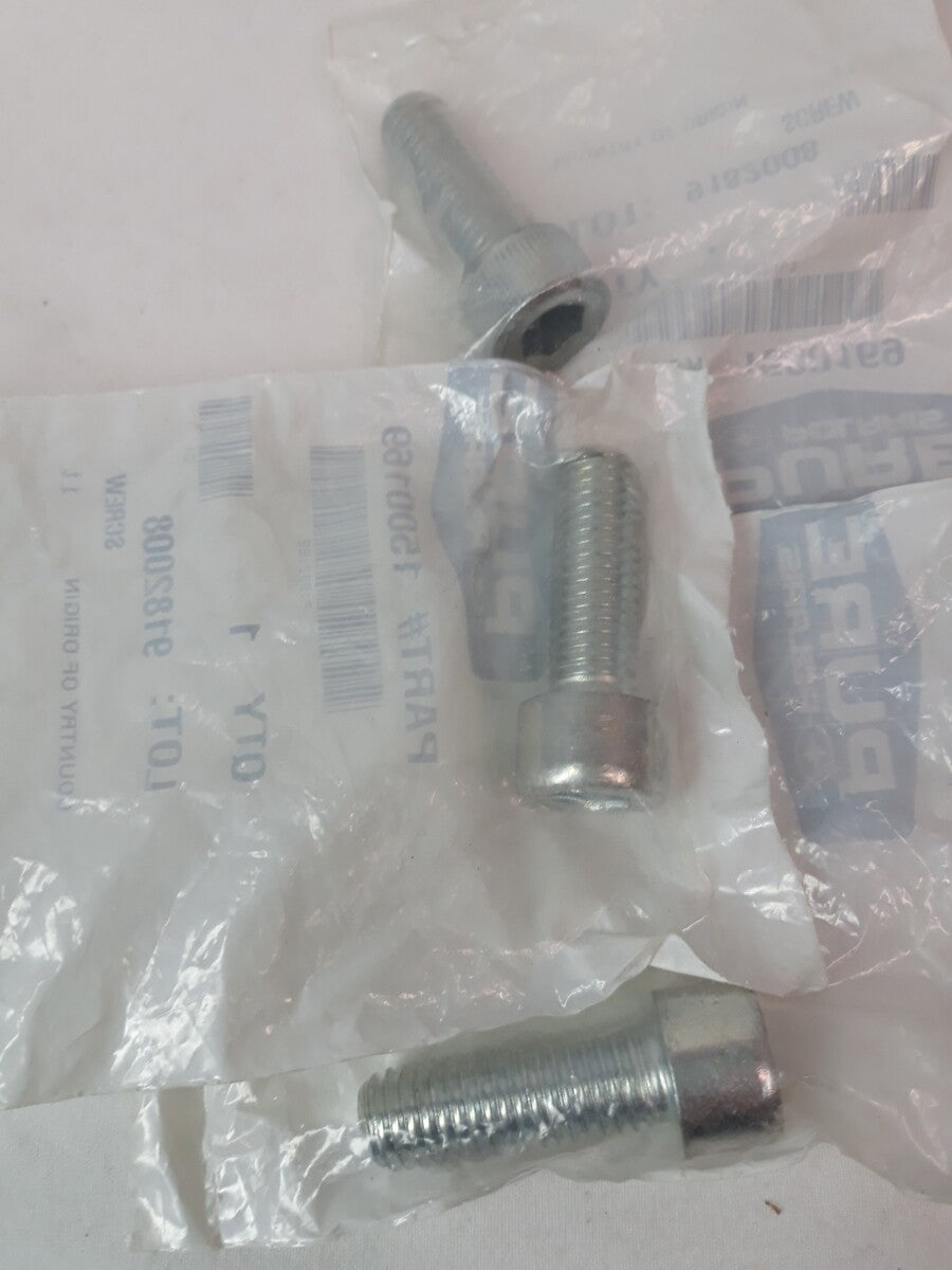 NEW Lot of 3 POLARIS VICTORY Screws Part# 1500169