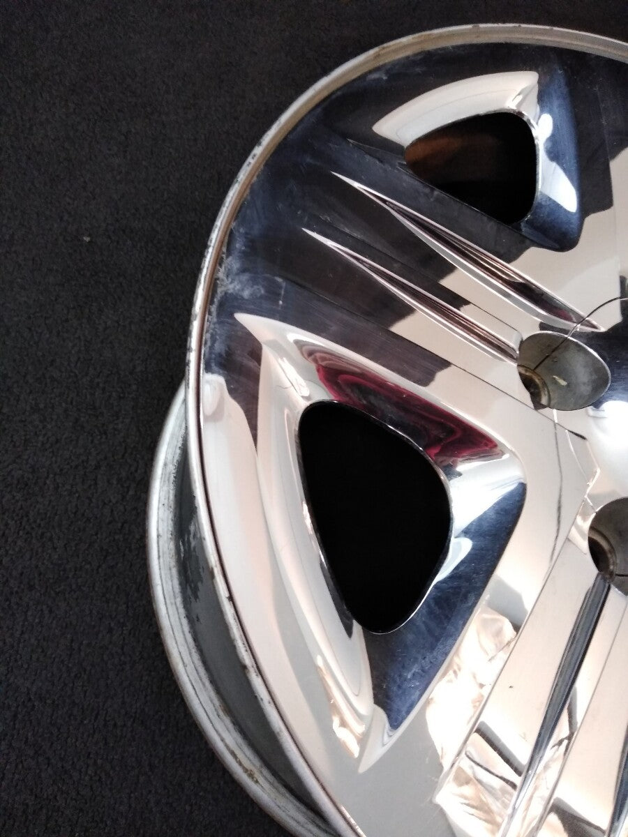 Toyota Rim/Wheel ASM-178-31743 / 19.5x9 / 5 Bolt / 3.5" Bolt Pattern CHROME