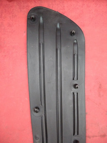 NEW VESPA/PIAGGIO Rubber Mat for Footrest - Left 298241