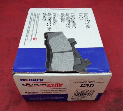 NEW Wagner / Quick Stop Disc Brake Pads ZD923 / 1 Set of 4 Brake Pads