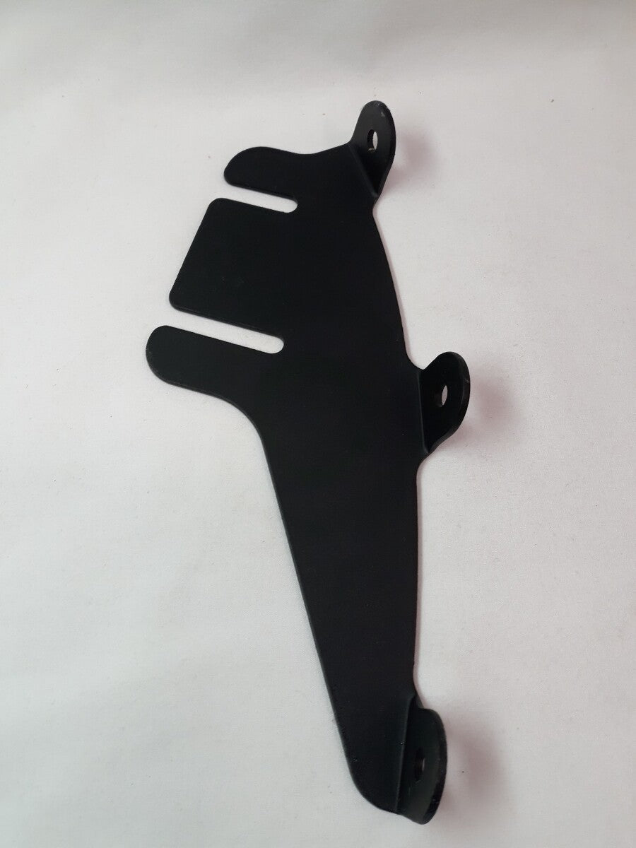 NEW HARLEY DAVIDSON Right Side Windshield Mounting Bracket Black Part# 58424-88