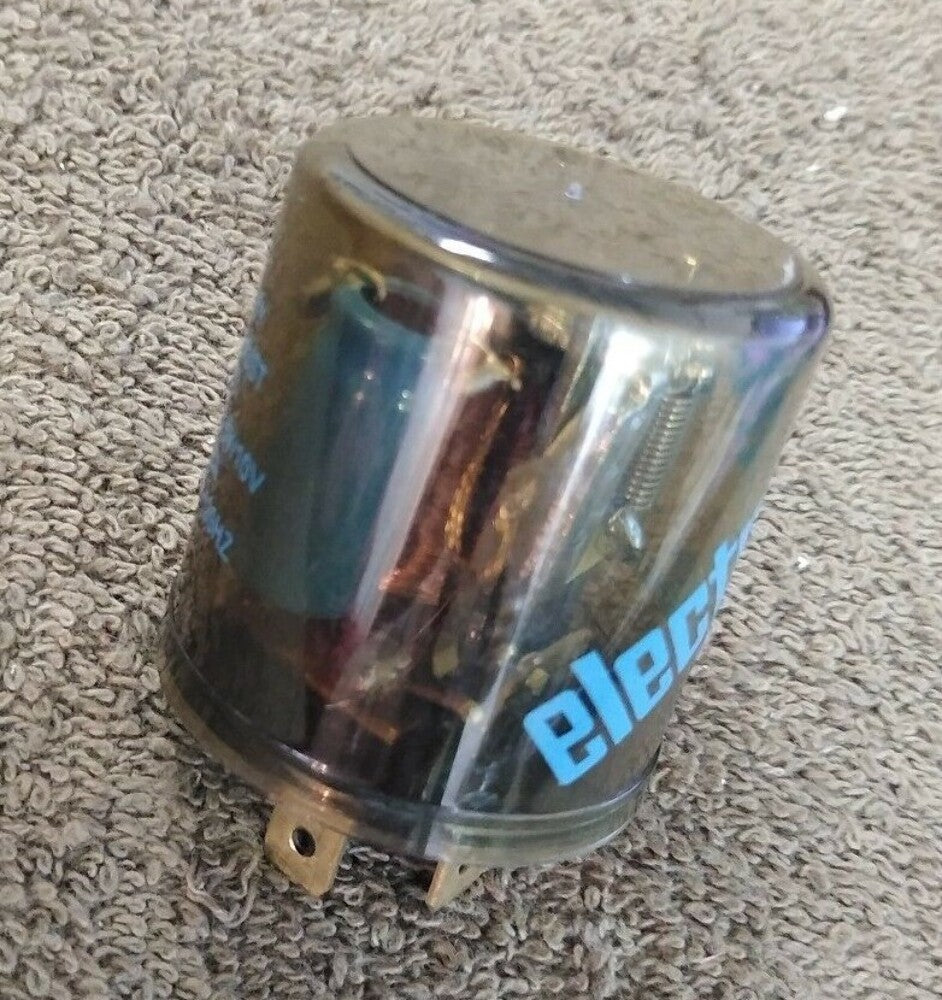 NEW K&S 12.8V/10V Elect. 2 Prong Flasher Relay 10-1395 / Max 25A / 60-120HZ