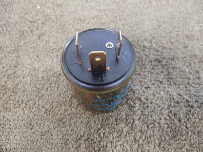 NEW K&S 12.8V/10V Elect. 3 Prong Flasher Relay 10-1396 / Max 25A / 60-120HZ