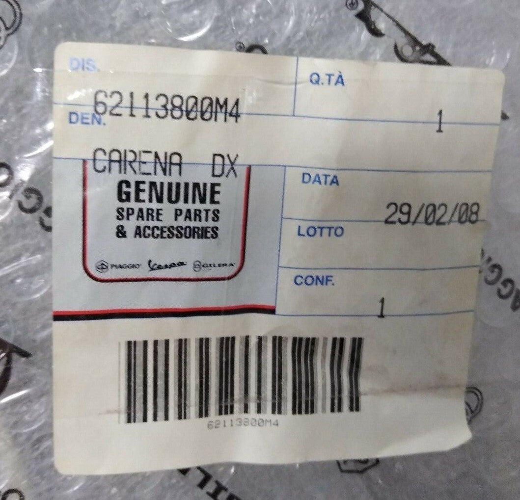 New Gilera Piaggio Vespa Side Fairing Right Hand 62113800M4