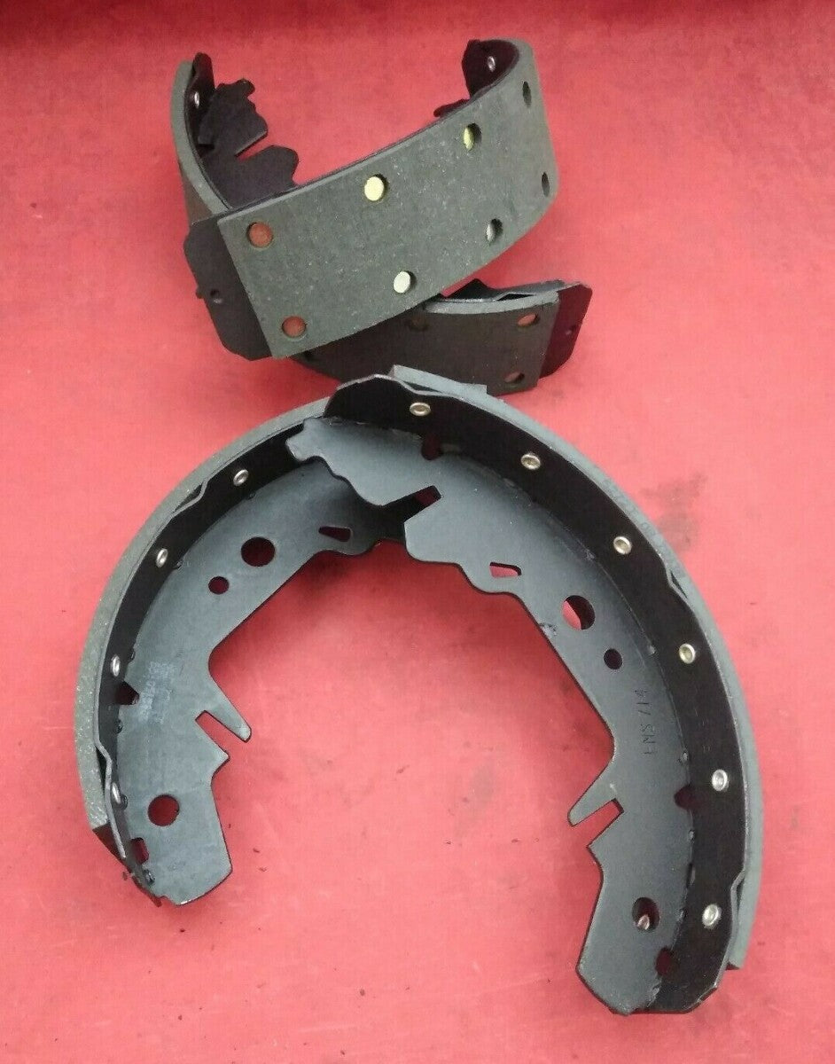 NEW Centric One Source Brake Shoes / S714R / 6619183-A1