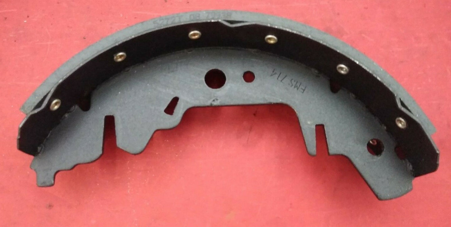 NEW Centric One Source Brake Shoes / S714R / 6619183-A1