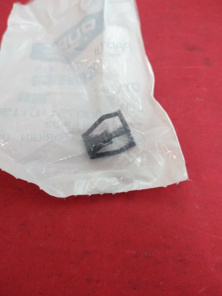 NEW Polaris Clip Dash Trim Metal / 7519806 / QTY: 3