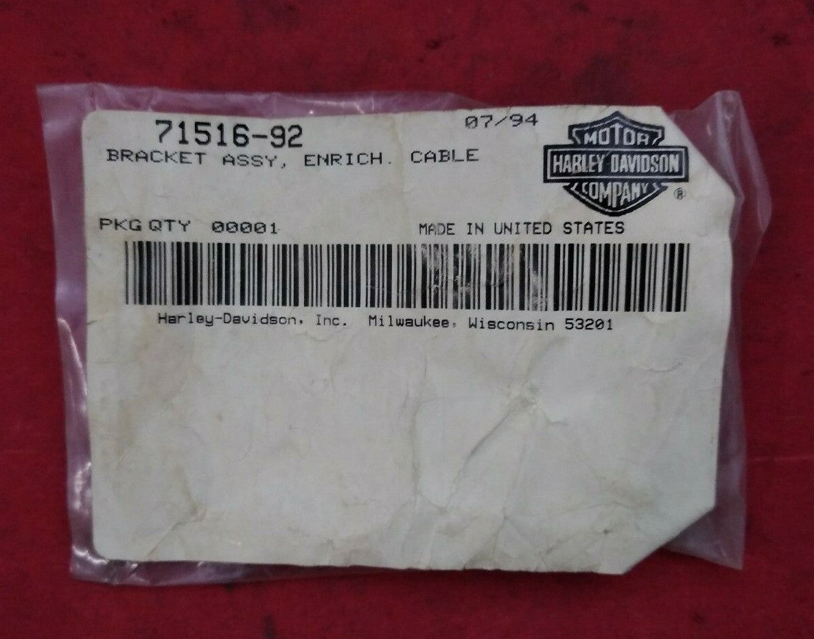 New Harley Davidson ENRICH CABLE BRACKET / 71516-92