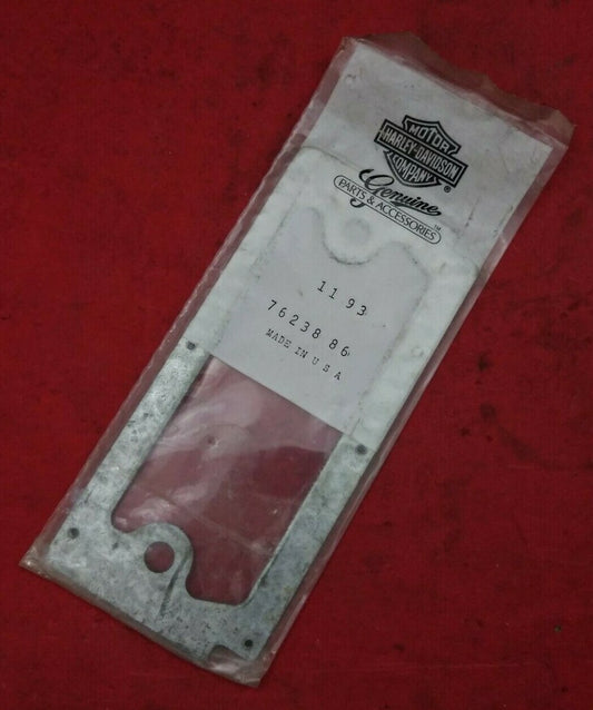 New Harley Davidson Radio Mounting Bracket / 76238-86