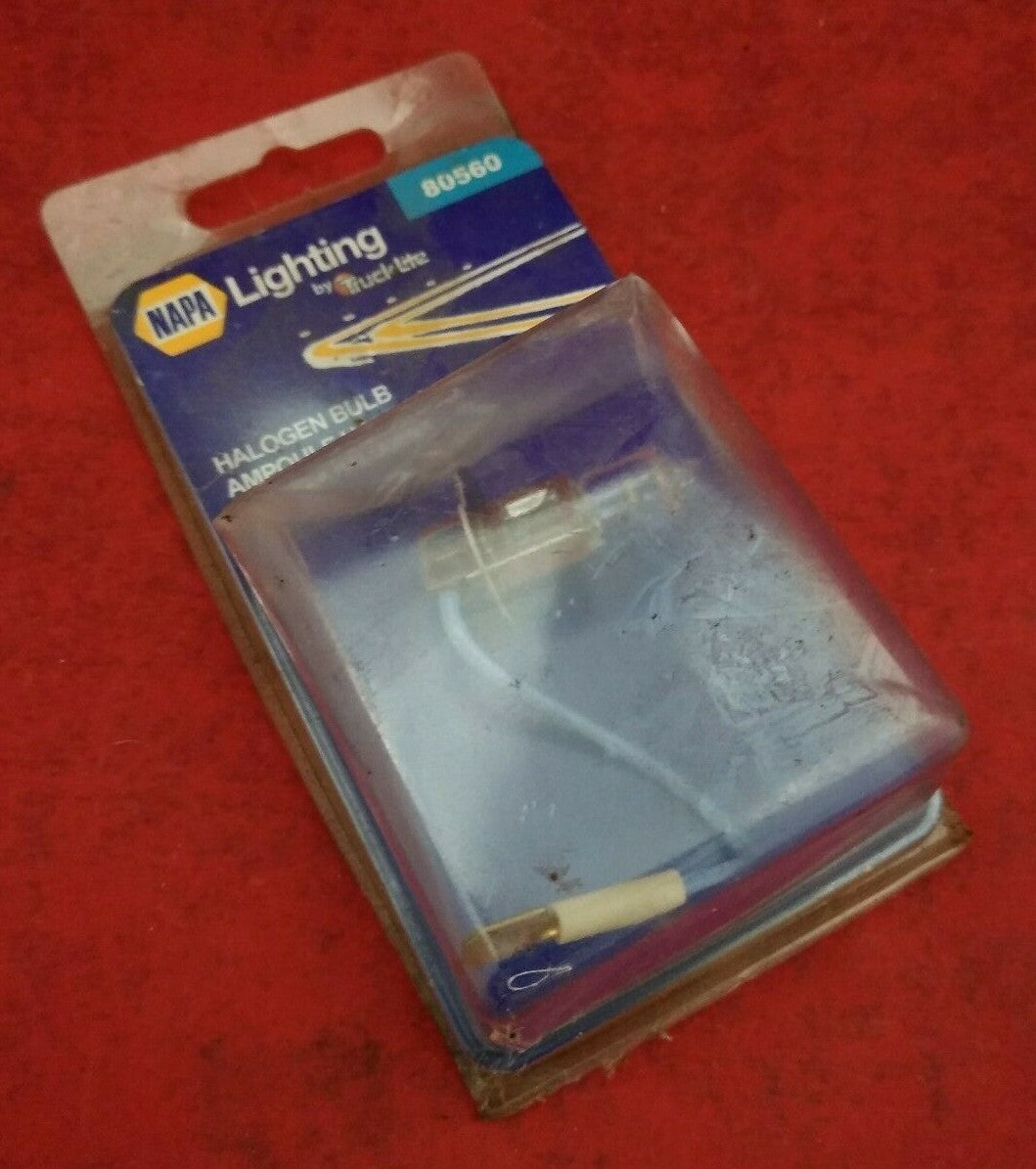 NEW NAPA Lighting / Truck-Lite / Halogen Bulb / 80560 / White