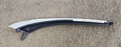 BMW MOULDING LOWER RIGHT / 46637699572