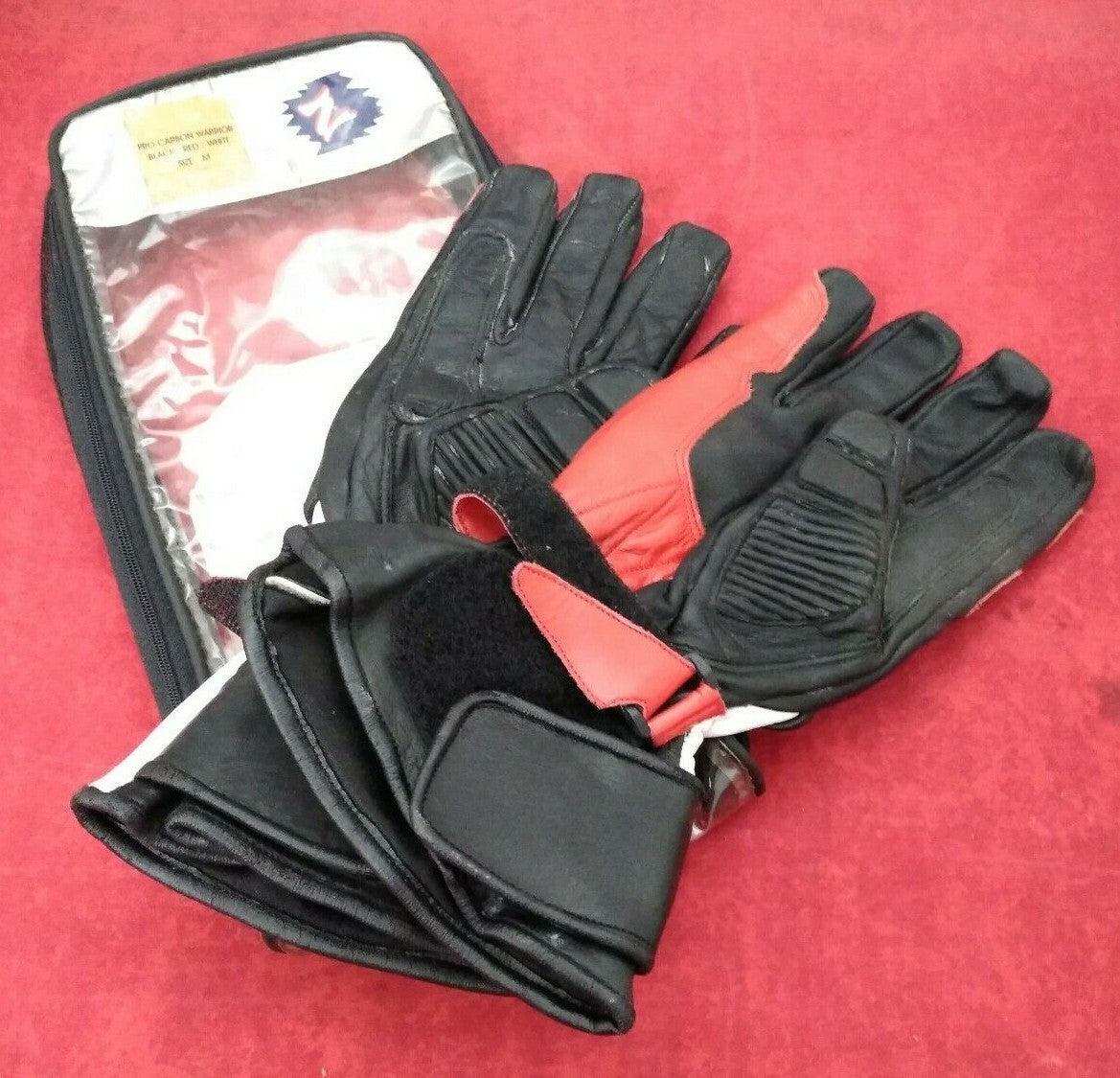 New Z Custom Gloves / Pro Carbon Warriors / 6108-R / Large