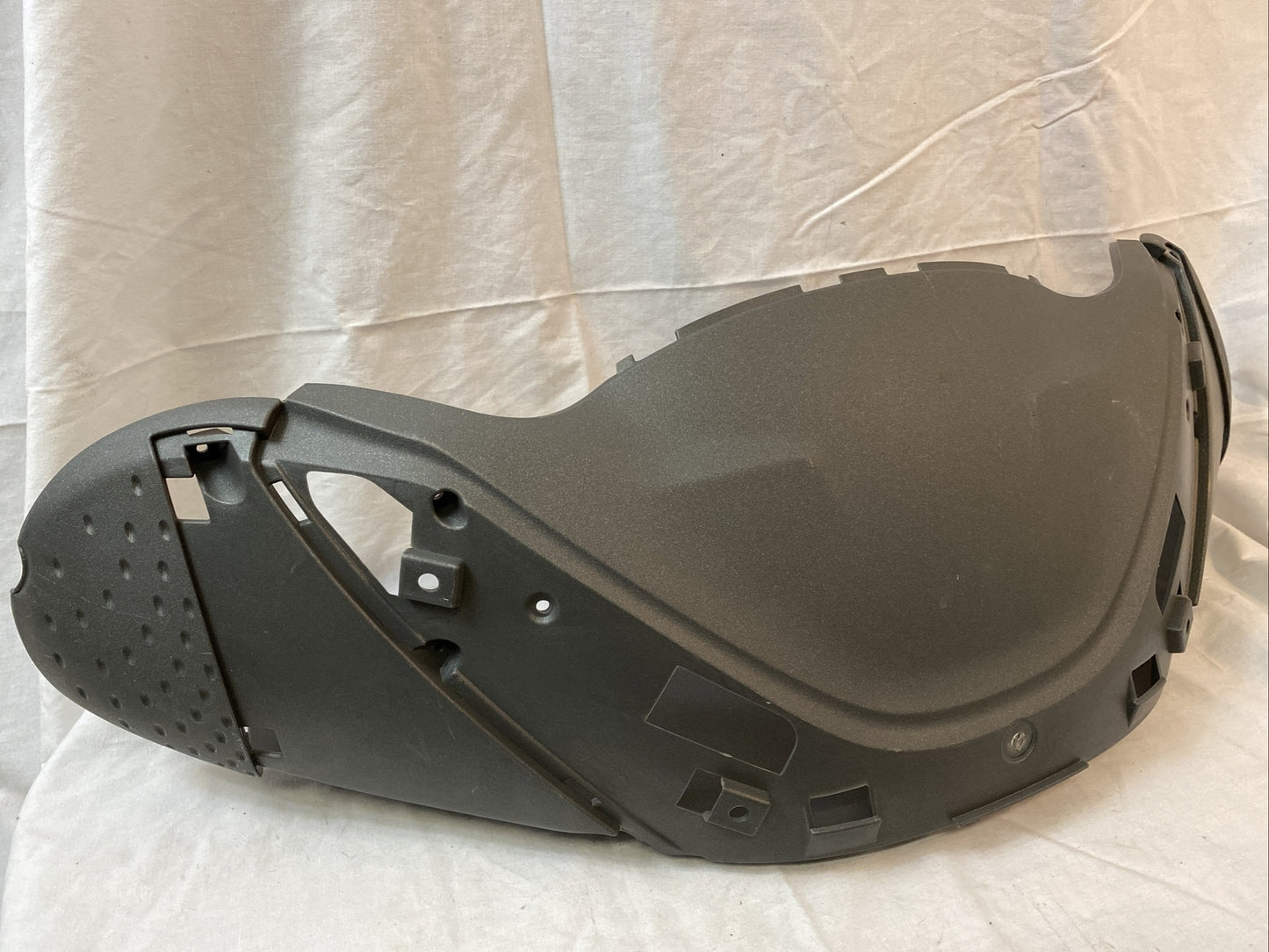 NEW Aprilia Front Fairing DIS 106550 Scarabeo 500 2002-2006 ? Handlebar Cover