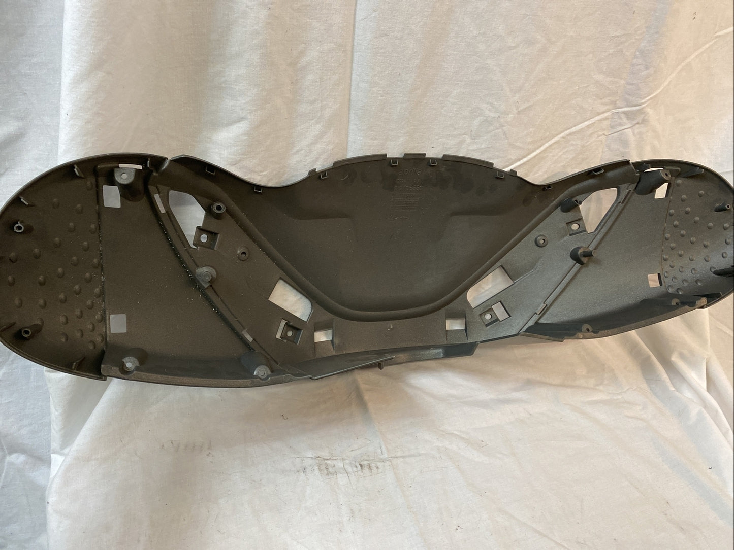 NEW Aprilia Front Fairing DIS 106550 Scarabeo 500 2002-2006 ? Handlebar Cover