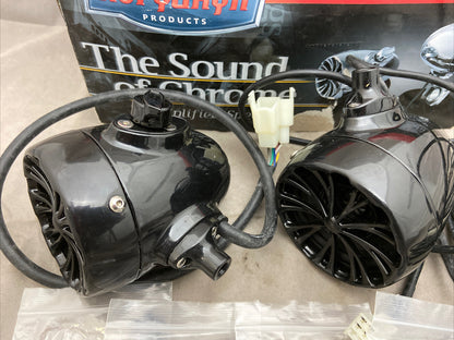 NEW GENUINE Kuryakyn 832 Sound of Chrome (BLACK) Amplified Speakers 1" Bars