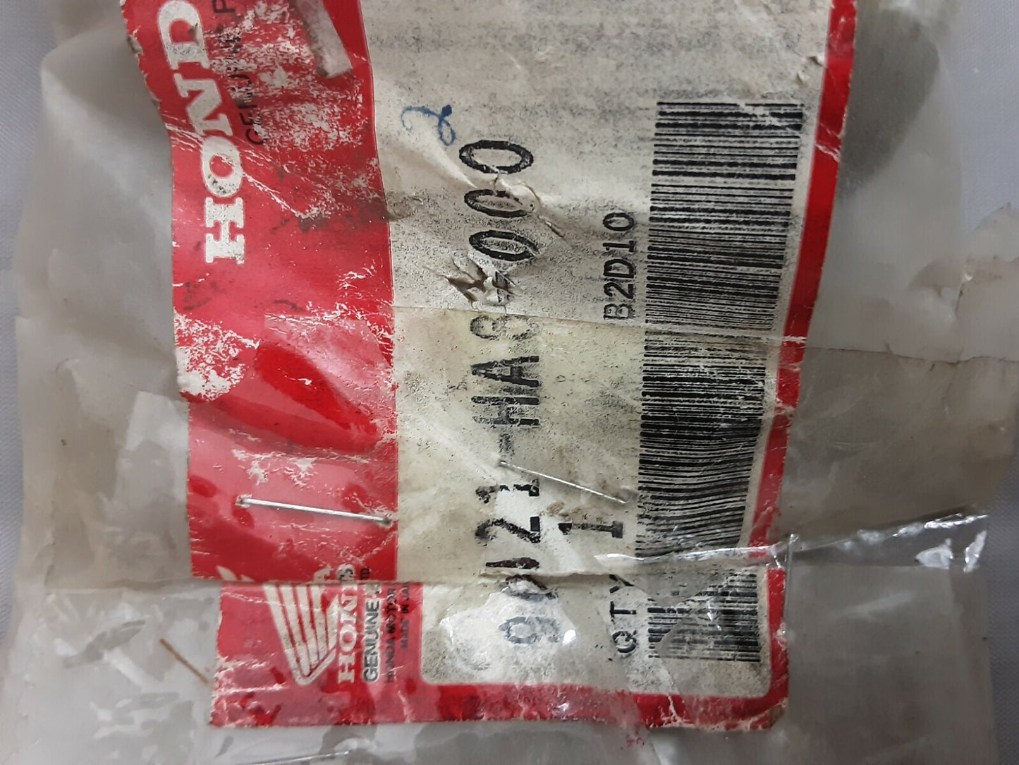 NEW GENUINE HONDA 90121-HA6-000 BOLT, R. SWINGARM Shadow ACE VT1100