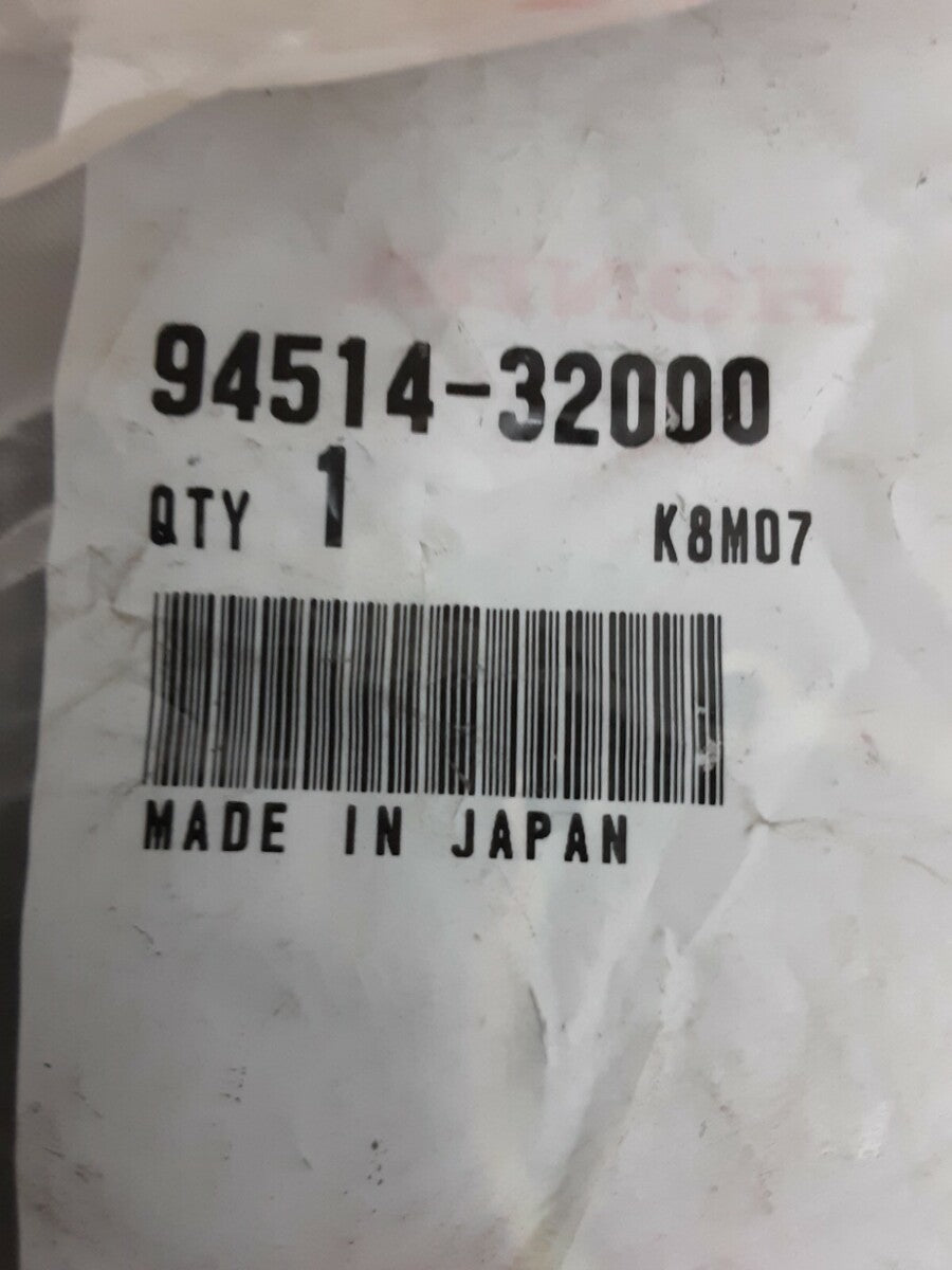NEW GENUINE HONDA 94514-32000 CIRCLIP (OUTER) (32MM) TRX250