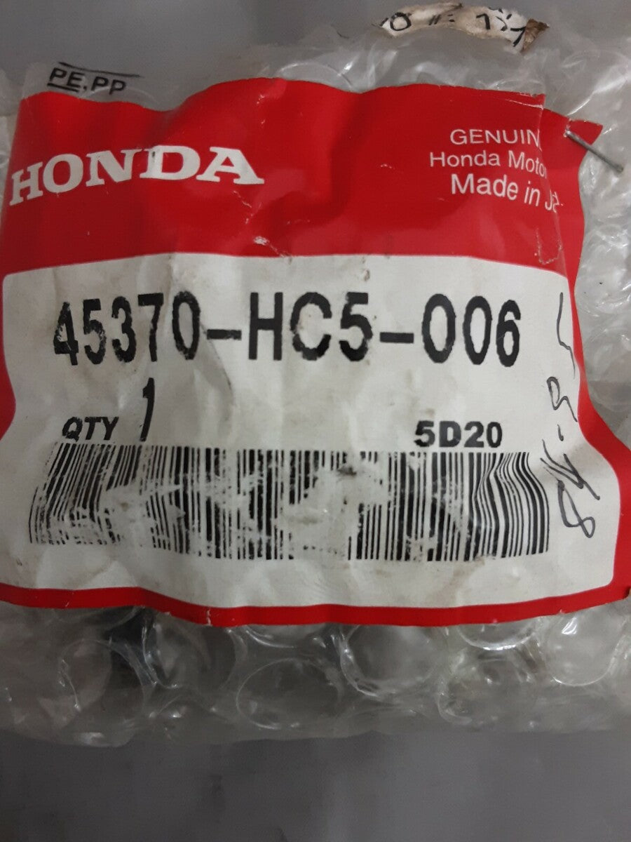 NEW GENUINE HONDA  45370-HC5-006 CYLINDER ASSY. B, L. FR. WHEEL TRX300