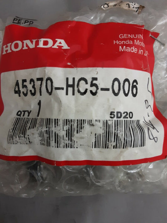 NEW GENUINE HONDA  45370-HC5-006 CYLINDER ASSY. B, L. FR. WHEEL TRX300