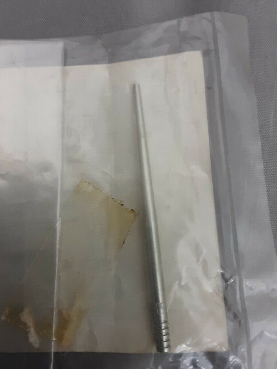 NEW GENUINE KAWASAKI 16009-1247 NEEDLE-JET,5J14-4 Bayou KLF185