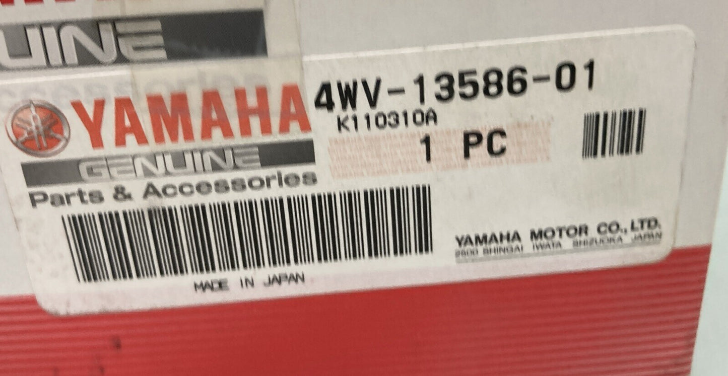 NEW GENUINE YAMAHA 4WV-13586-01 JOINT, CARBURETOR 1 Grizzly YFM600 1998-01