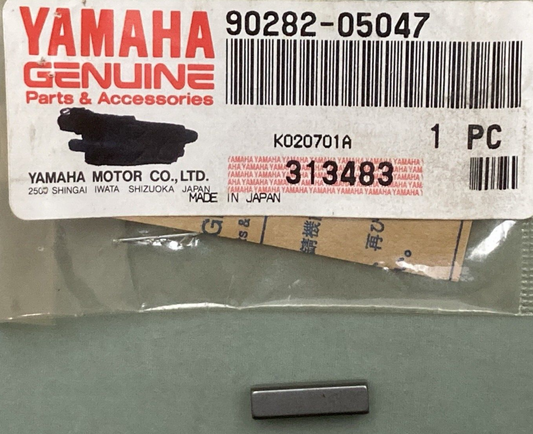 NEW GENUINE YAMAHA 90282-05047 KEY, STRAIGHT YS624