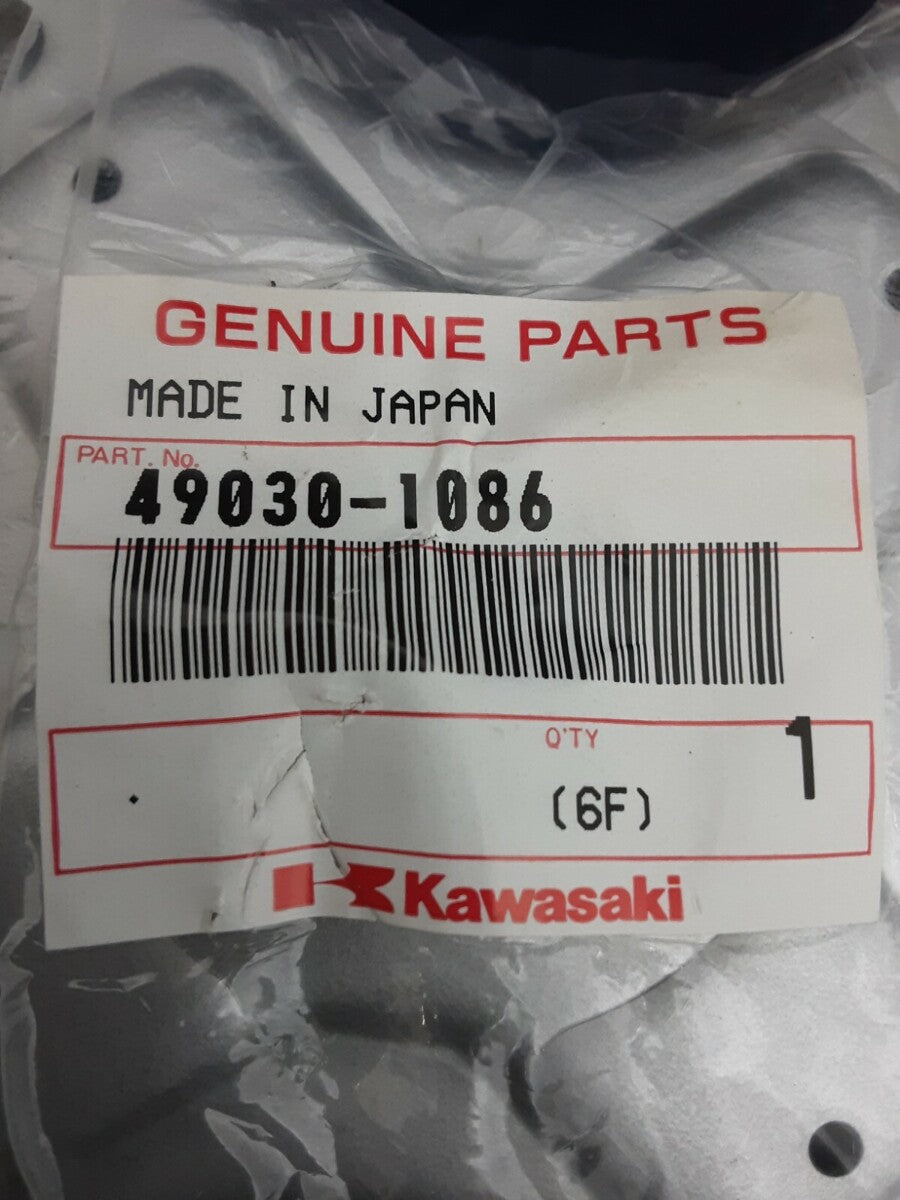 NEW GENUINE KAWASAKI 49030-1086 HUB, RR, LH Bayou KLF220 KLF250