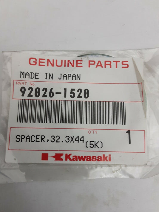 NEW GENUINE KAWASAKI 92026-1520 SPACER, 32.3X44.3X1.60 Prairie KVF300 KVF400