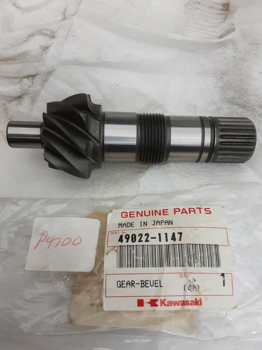 NEW GENUINE KAWASAKI 49022-1147 GEAR-BEVEL Prairie KVF400 KVF300 Mule KAF400