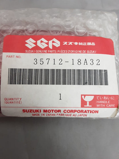 NEW GENUINE SUZUKI 35712-18A32 LENS LT125LT185 LT230 QuadRacer LT250 LT-F230