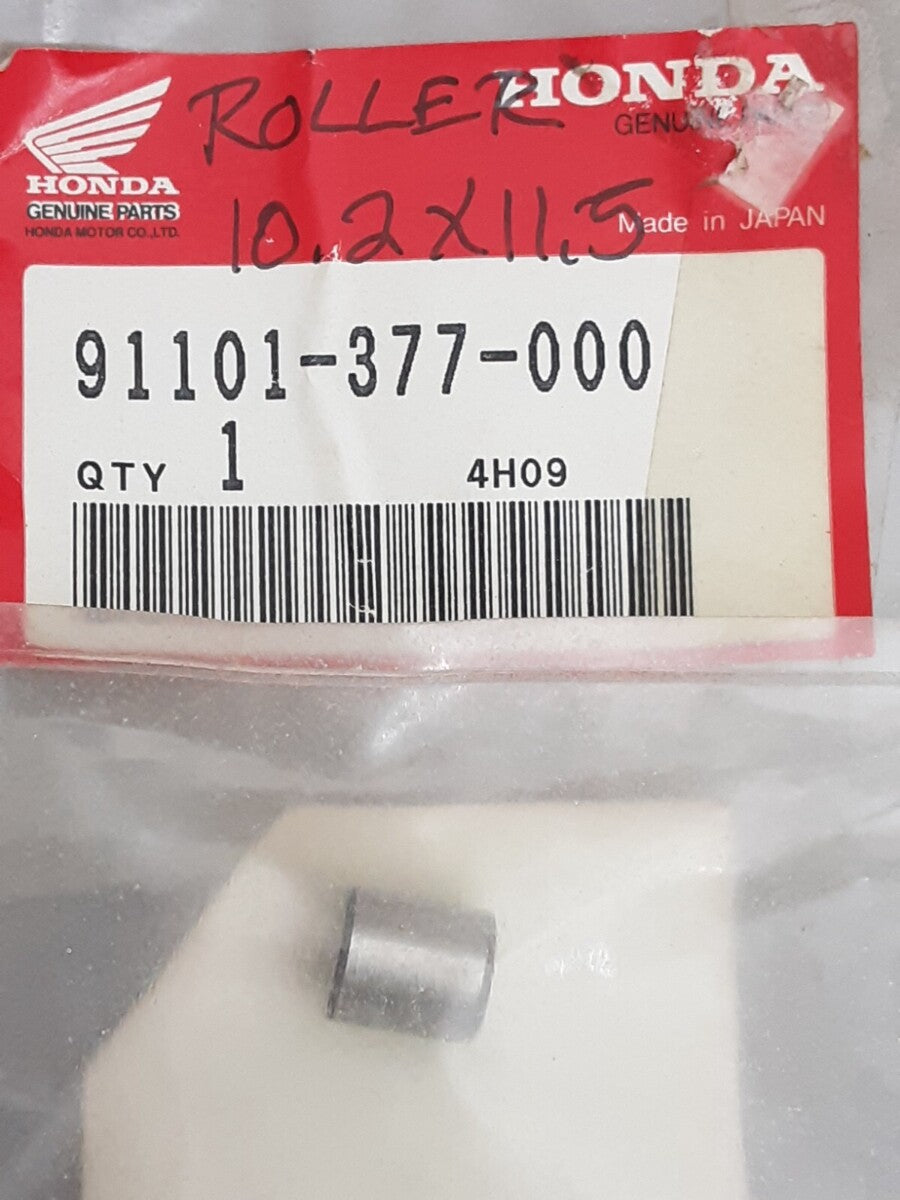 NEW GENUINE HONDA 91101-377-000 QTY 2 ROLLER CB650 HAWK II CB400 BIG RED ATC200