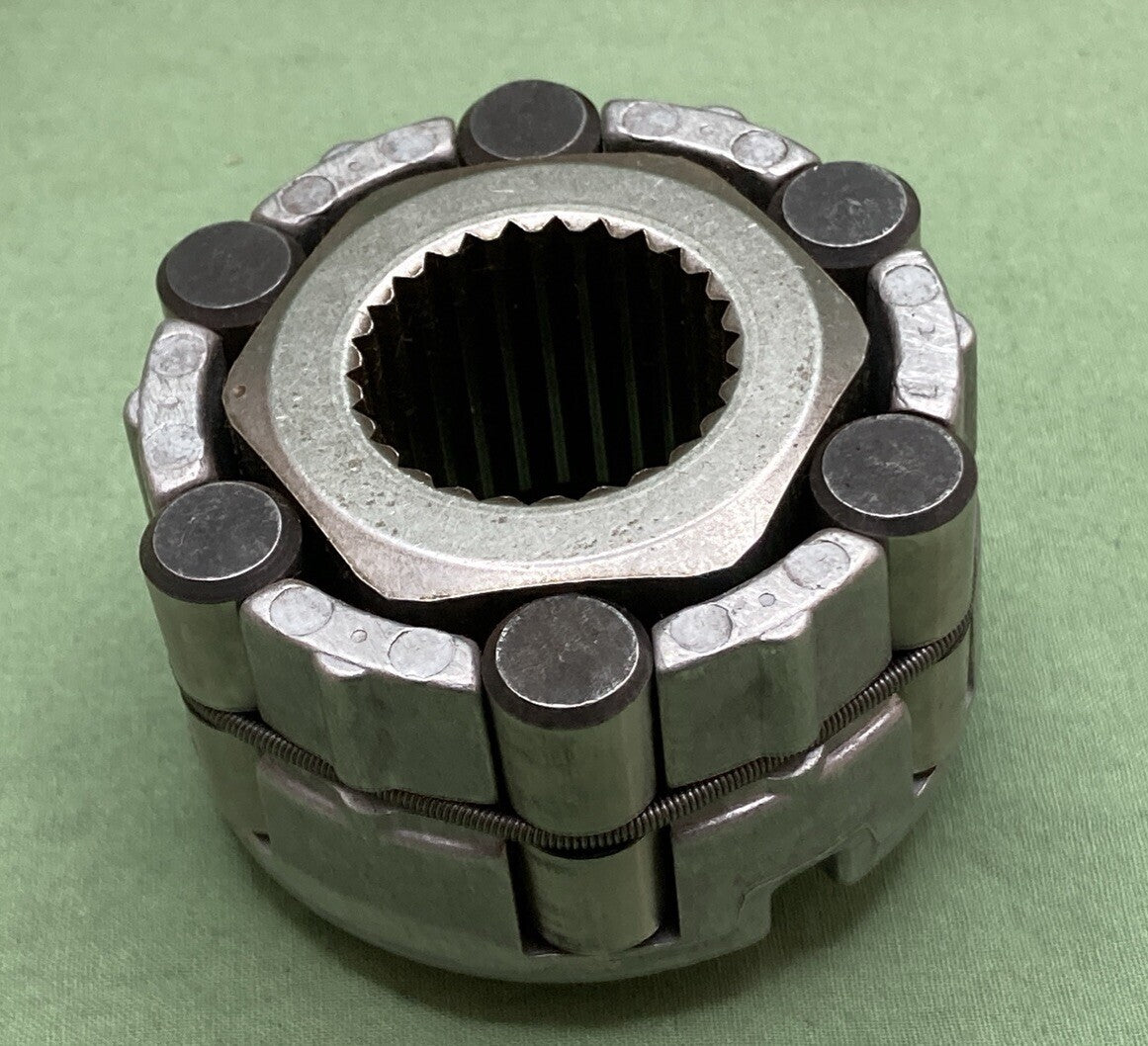 NEW GENUINE POLARIS 1520281 CLUTCH, FR HUB E/M Big Boss Magnum Scrambler 1995-09