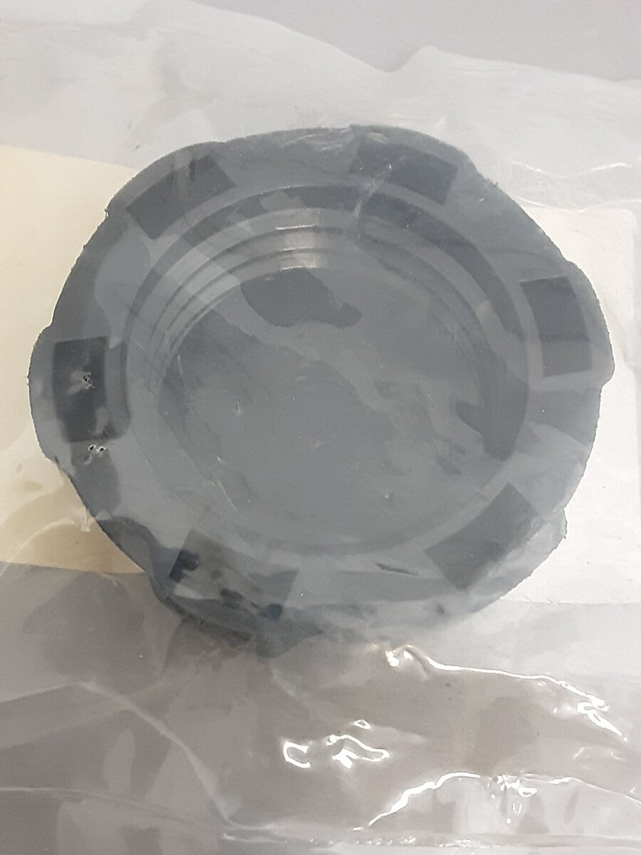NEW GENUINE POLARIS 0451098 CAP, FUEL TANK Scrambler Sportsman Predator 2001-06