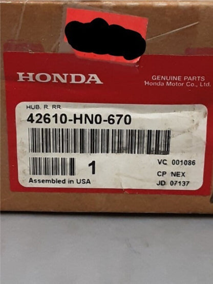 NEW GENUINE HONDA 42610-HN0-670 HUB, R. RR. FOURTRAX FOREMAN TRX400 TRX450