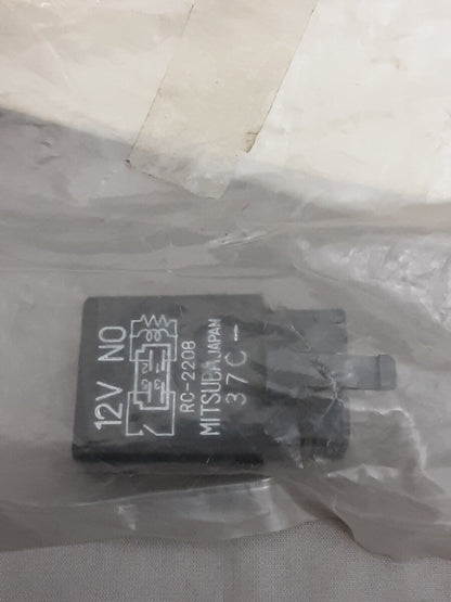 NEW GENUINE BMW 61137707940 RELAY E169 K15 Xchallenge Xcountry Xmoto Sertao R134