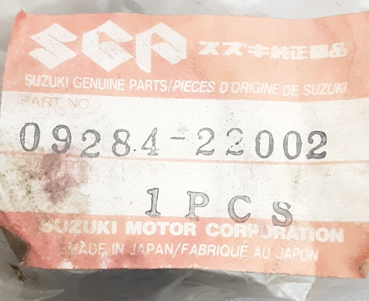 NEW GENUINE SUZUKI 09284-22002 ALT125 LT125 LT185 ALT185 QuadRunner LT160 1983