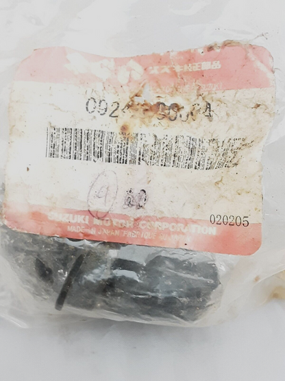 NEW GENUINE SUZUKI 09241-30004 PLUG DR500 SP500 DR250 GN250 SP250 DR250 1981-20