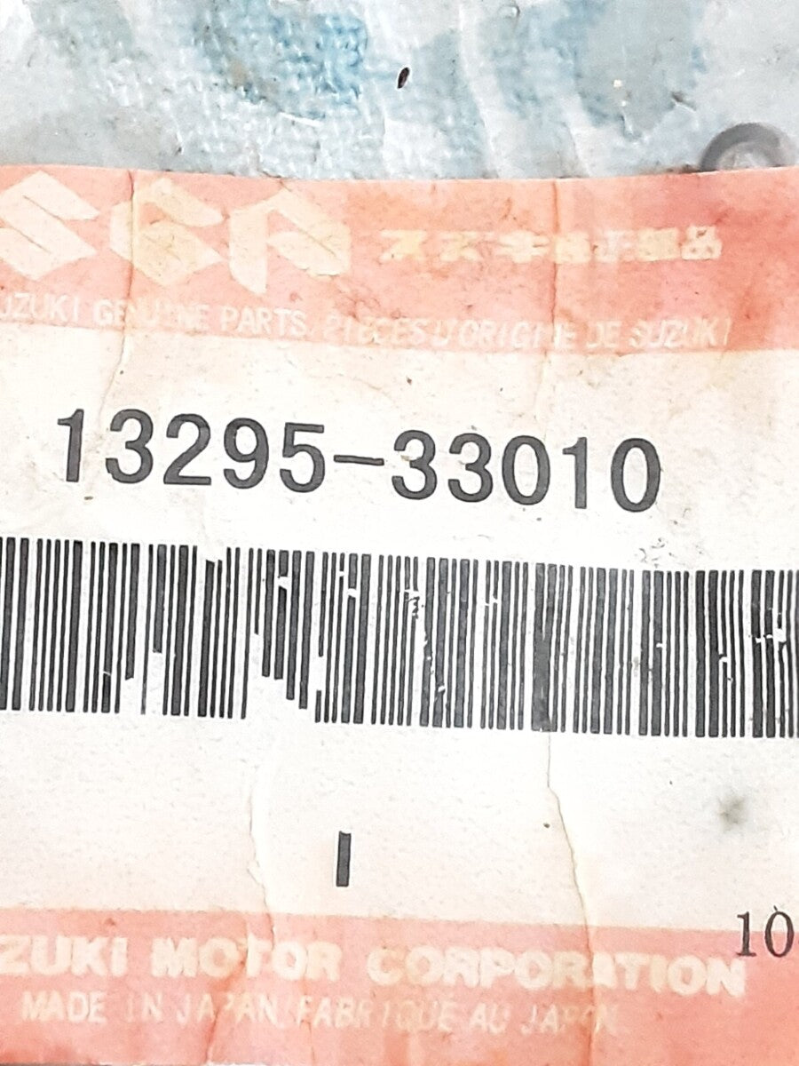 NEW GENUINE SUZUKI 13295-33010 O RING T500 GT380 GT550 GT750  GT185 TS185 TS250