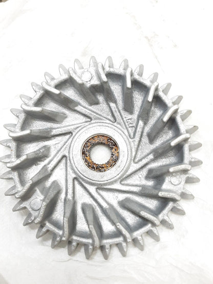 NEW GENUINE SUZUKI 21110-40B02 FACE, FIXED DRIVE LT80 QuadSport LT80 1987-2006