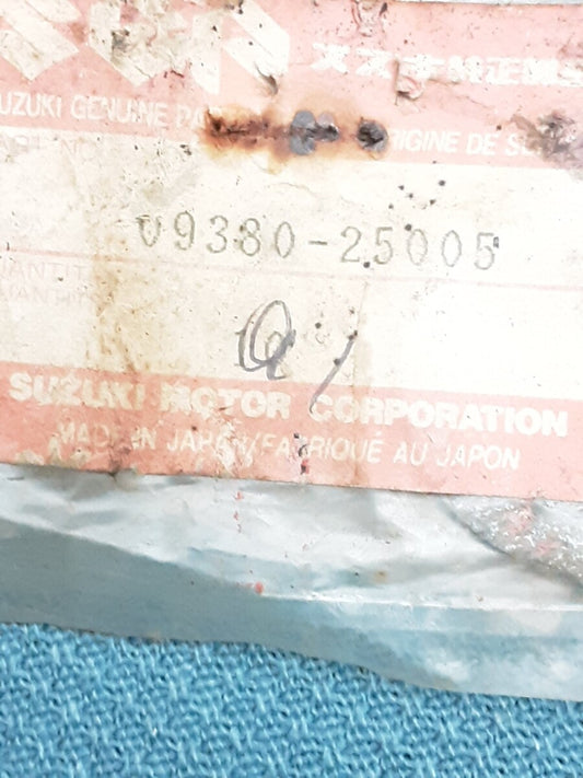 NEW GENUINE SUZUKI 09380-25005 CIRCLIP QuadRunner LT-4 LT-F500 LT-F250 LT-F500