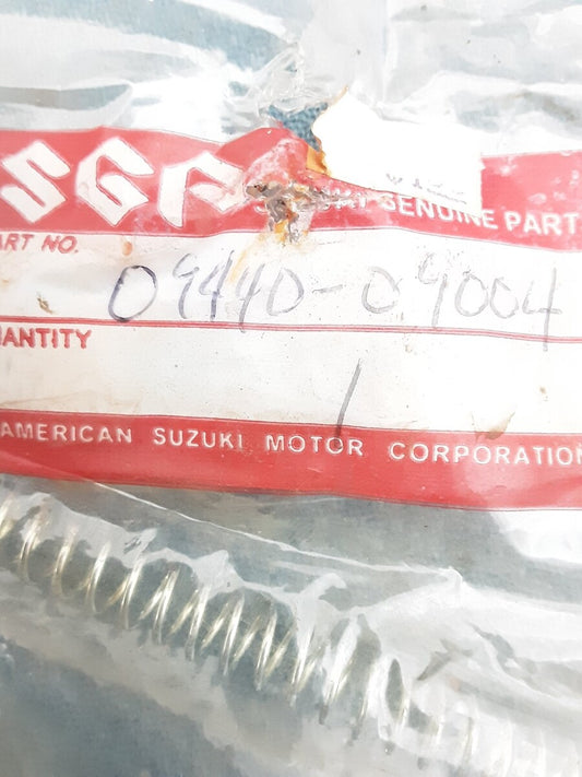 NEW GENUINE SUZUKI 09440-09004 SPRING T10 M15 M12 AS50 AC50 F50 T125 TC120