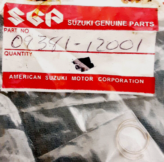 NEW GENUINE SUZUKI 09381-12001 CIRCLIP S32-2 AS50 AC50 F50 T125 TS50 GT185 MT50