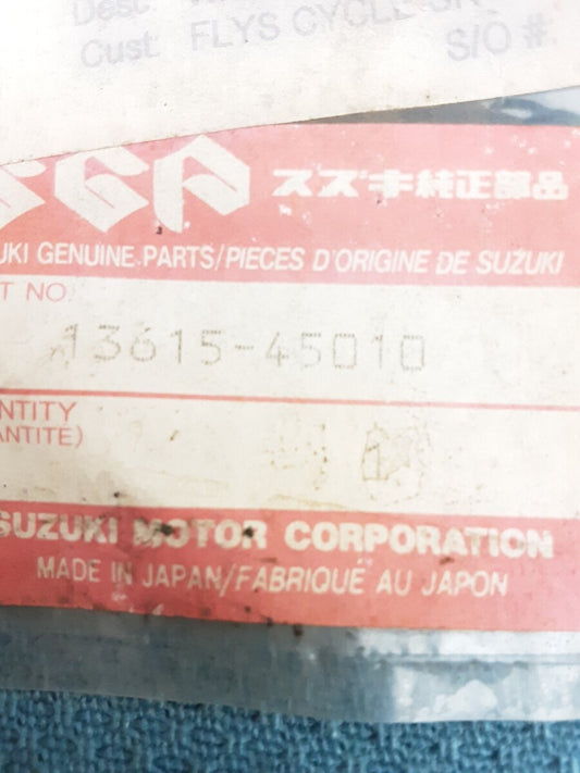 NEW GENUINE SUZUKI 13615-45010 WASHER GS550 GS750 GS1000 GS550 SV650 1977-2002