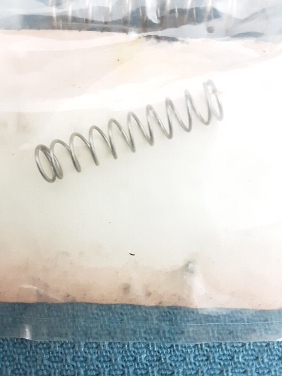 NEW GENUINE SUZUKI 13417-37200 SPRING QuadRunner LT-4 LT300 LT-F250 1987-2021